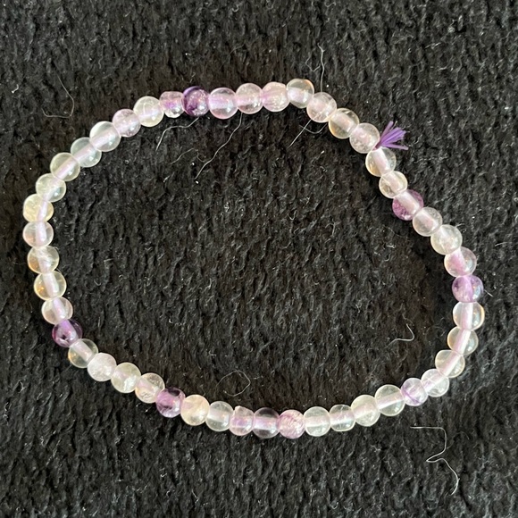Amethyst crystal bracelet for women size 8 inch small round style NWOT - Picture 2 of 2